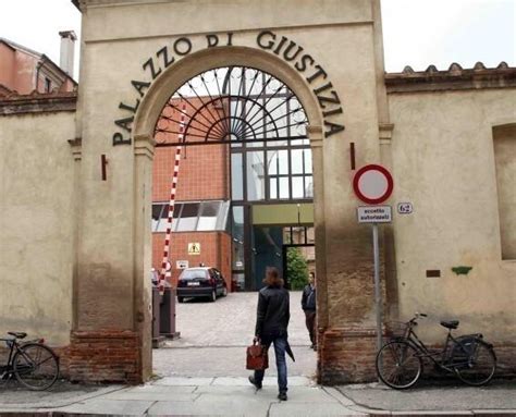 la nuova furto rolex ferrara|Ferrara, sventa il furto del Rolex e fa condannare la ladra.